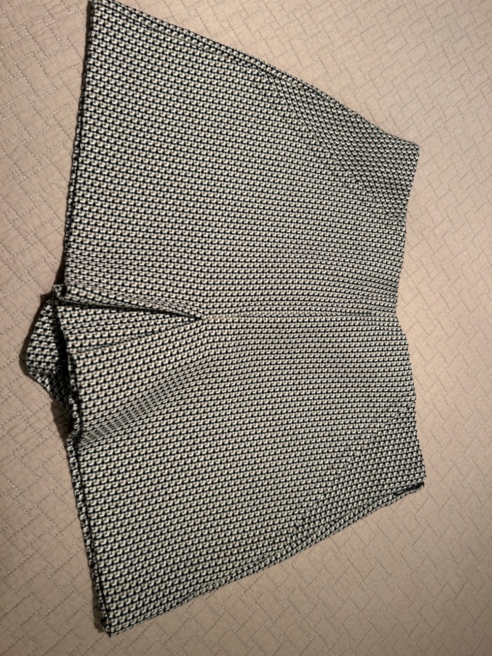 Zara Black and White Patterned Mini Skort